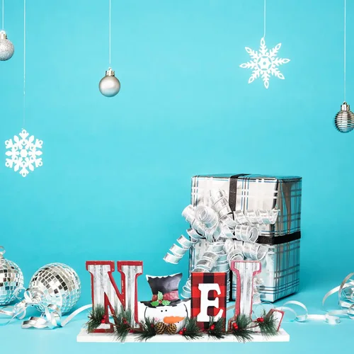 Vista 5 de Letras rústicas de madera con recortes de mesa, decoración de muñeco de nieve, decoración de Navidad, letreros de bloque de palabras de madera