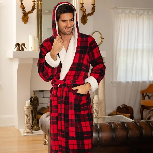 Vista 3 de Alexander Del Rossa . Albornoz de forro polar con capucha para hombre