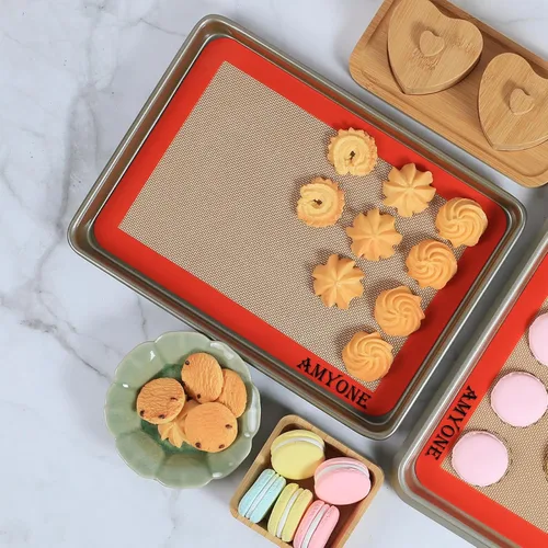 Vista 4 de AMYONE Alfombrilla para hornear de silicona de un cuarto, 2 piezas de alfombrillas para hornear de silicona antiadherente, hoja para galletas