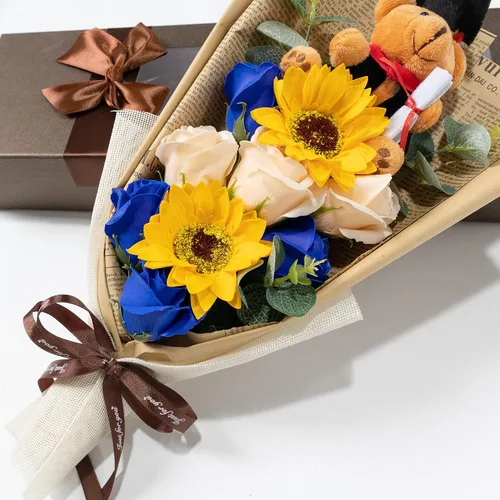 Vista 3 de Ansuma Ramo de flores de jabón perfumado de girasol rosa de graduación de 13 pulgadas, mini oso de peluche con tapa de graduación, arreglos Azul
