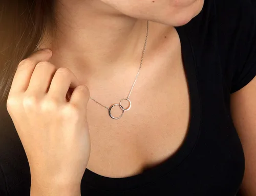 Vista 2 de Suavell Collar de madre e hijo. Collar de doble círculo de plata esterlina para mujer. Regalos para el día de la madre de parte del hijo. Regalos
