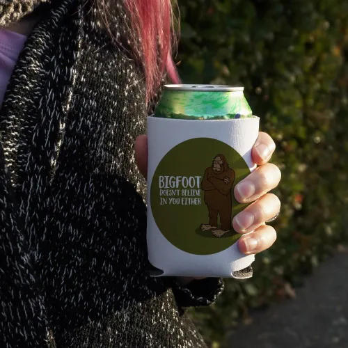 Vista 3 de Bigfoot doesn 't Believe en usted puede Cooler – Bebida Sleeve Hugger plegable Insulator – Aislamiento Beverage Holder