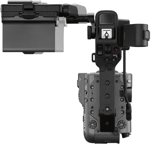 Vista 6 de Sony ILME-FX6 Cámara de Línea Cinematográfica de Fotograma Completo Up to 4:2:2 10-bit5 QFHD 4K 120p, FHD 240p, DCI up to 60p, 3840 Pixels, Image