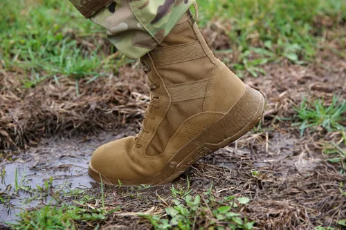 Vista 4 de Belleville TR501 AMRAP Botas militares Botas militares compatibles con AR 670-1 para hombre Piel de ganado de grano completo sin caída Plantilla