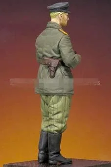 Vista 5 de Figuras de resina a escala 1/35 Modelo WW2 Russian Tank Crew 146 Sin ensamblar sin pintar