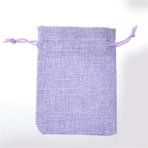 Vista 3 de Tvoip Paquete de 30 bolsas de arpillera con cordón, bolsas de regalo para bodas, fiestas y manualidades (morado claro, 4 x 5.5 pulgadas)