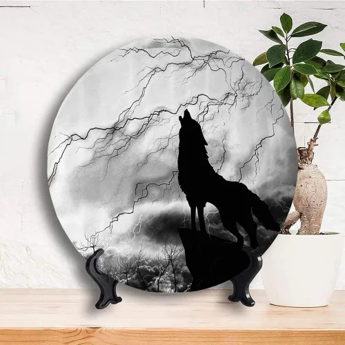 Vista 3 de Placa de exhibición de cerámica, placa decorativa colgante de cerámica de lobo, animal aullando en el acantilado bajo la luna llena, 6 pulgadas