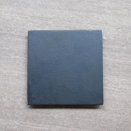 Vista 2 de Frieling Ja - Salvamanteles de hierro fundido, cuadrado de 6.3 pulgadas, color negro