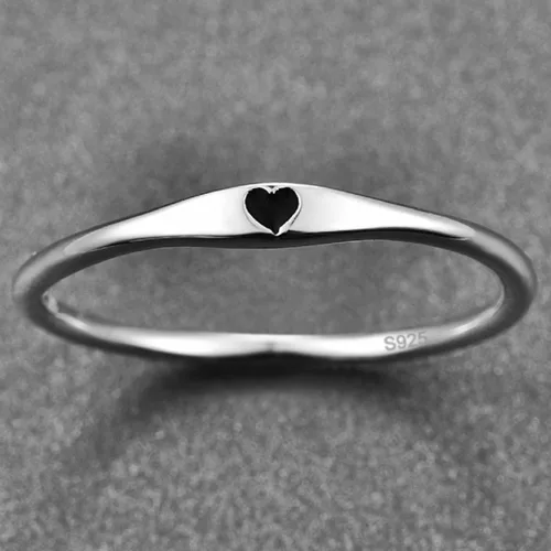 Vista 6 de Anillo de compromiso apilable de plata de ley 925 con forma de corazón tallado simple para ella, talla 5-10