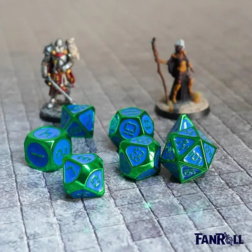 Vista 5 de FanRoll - Juego de dados poliédricos de metal de 0.630 in: verde con esmalte azul, dados de juego de rol para Calabozos y Dragones