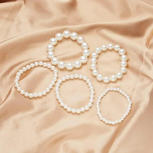 Vista 3 de YangQian Juego de pulseras elásticas de perlas en capas para mujer, pulseras apilables para niñas, disfraz de varias capas, pulseras de perlas