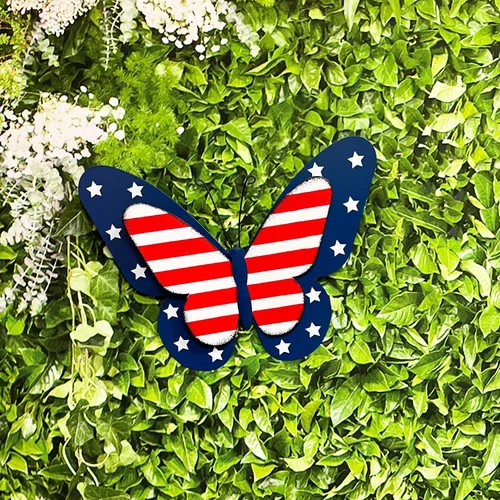 Vista 6 de SAGUZOU Letreros rústicos colgantes de metal con bandera americana patriótica de mariposa para puerta y patio, 4 de julio, blanco, azul, rojo, Día