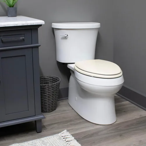 Vista 4 de Asiento de inodoro Mayfair Cassel con cierre lento, fácil de limpiar, asiento de madera antideslizante premium, fácil de instalar, fabricado en EE.
