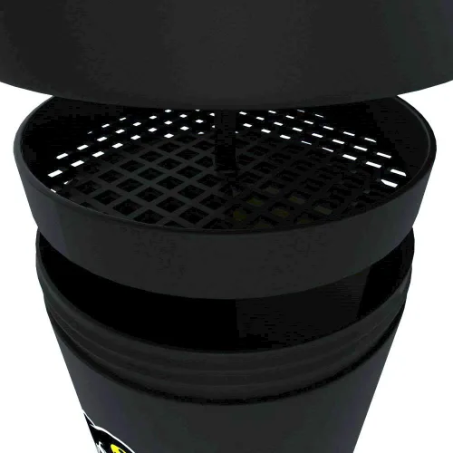 Vista 4 de Missile - Botella agitadora con temática militar, taza de proteína a prueba de fugas con compartimento de almacenamiento, mezcla de polvos