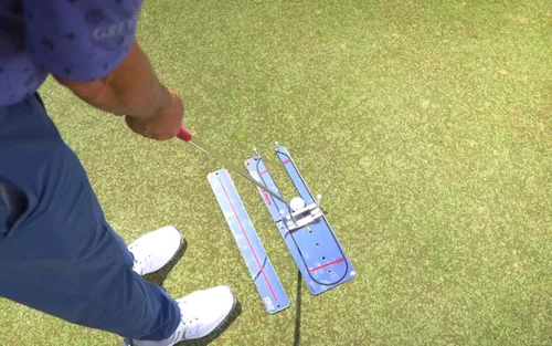 Vista 7 de PAR Perfect Putting Mirror "Tour Proto" Combo de 3ª generación con espejo de hombro - (diestro) - Sistema de puesta de gira #1 - La pelota se