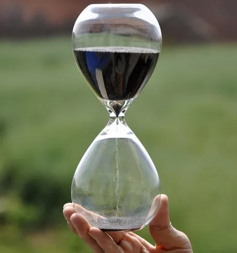 Vista 3 de Reloj de arena grande de cristal de arena negro con temporizador de reloj de arena transparente y suave, medidas de vidrio para el hogar, decoración
