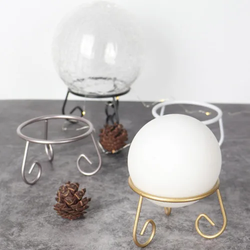 Vista 7 de Soporte de exhibición de bolas de cristal de Navidad, soporte de esfera negra, soporte de bola de hierro forjado, bolas de globo mirando, soporte