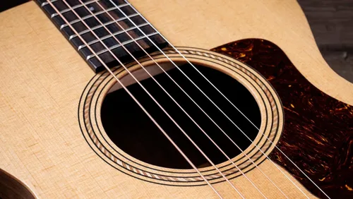 Vista 7 de Taylor Academy 12e Gran Concierto Sitka Spruce/Sapele Maple Neck