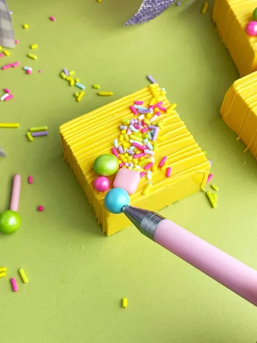 Vista 8 de Bolígrafo aplicador de espolvoreo seguro para alimentos para una colocación precisa Decoración de pasteles y galletas (rosa) Bolígrafo original