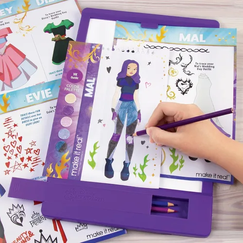 Vista 5 de Make It Real - Cuaderno de bocetos de boda real de Disney Descendants con mesa de luz de trazado. Kit de dibujo y trazado de diseño de moda