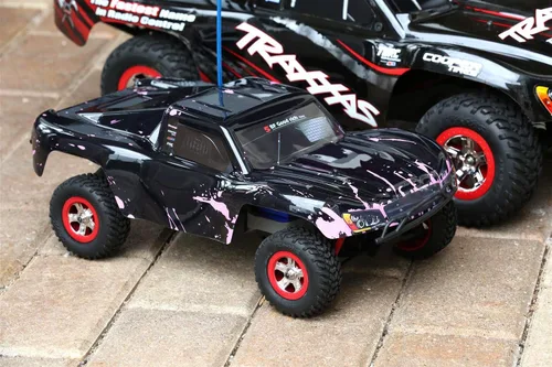 Vista 2 de SummitLink Reemplazo de cuerpo personalizado compatible con color rosa fangoso sobre negro para automóvil o camión RC escala 1/16