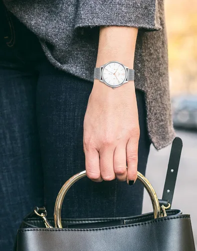 Vista 5 de Tommy Hilfiger Reloj de cuarzo para mujer con correa de acero inoxidable plateado 18 Modelo 1782456 Plateado Reloj de cuarzo