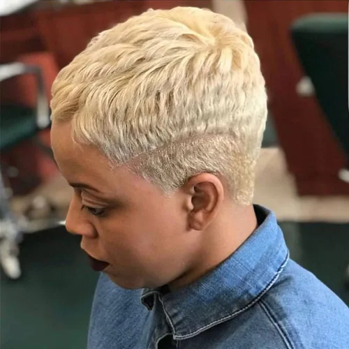 Vista 9 de Pelucas cortas Pixie para mujeres negras, peluca rubia 613, corte pixie, pelucas cortas y rizadas Short Curly Wigs for Black Women Pixie Cut Hair