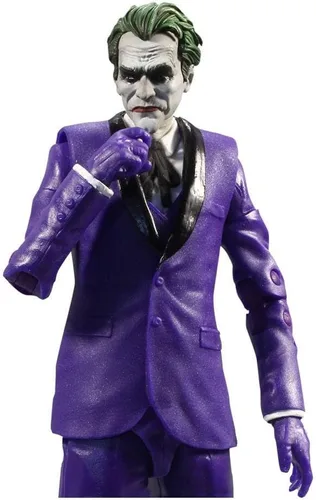 Vista 2 de DC Multiverse The Joker: The Criminal from Batman: Three Jokers - Figura de acción de 7 pulgadas con accesorios