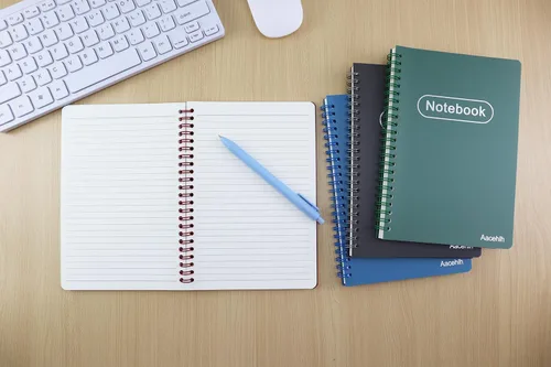 Vista 7 de Juego de 4 cuadernos en espiral, tamaño A5, 5.7 x 8.3 pulgadas, 80 hojas por cuaderno, diarios de escritura para trabajo, oficina y suministros