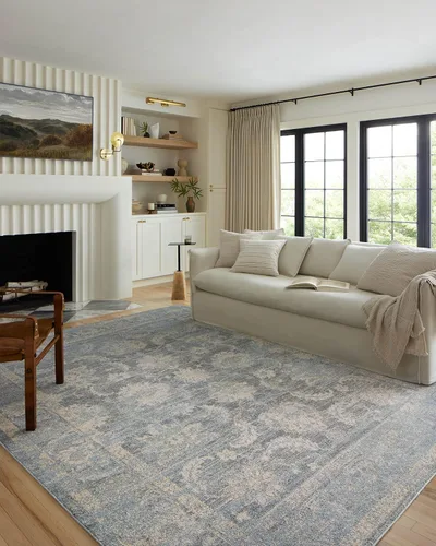 Vista 11 de Loloi Odette - Alfombra decorativa beige/plateada de 2'-3" x 3'-10" Beige y plateado