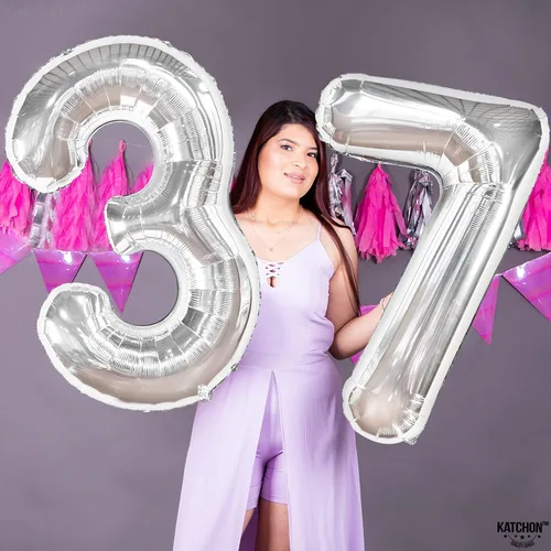 Vista 7 de KatchOn, Globo plateado de 40 pulgadas, decoraciones de cumpleaños para hombres y mujeres