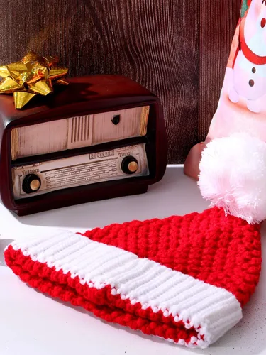 Vista 6 de Sumind 2 gorras de Navidad de punto rojo y blanco de Papá Noel