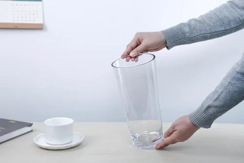 Vista 3 de CYS EXCEL Jarrón cilíndrico de vidrio transparente de 10 pulgadas con apertura de 5 pulgadas de ancho, elegante centro de mesa para bodas, eventos