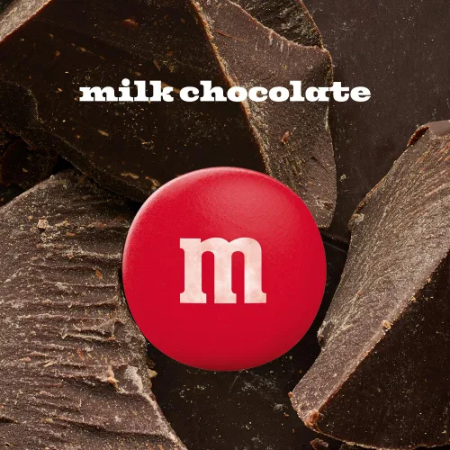Vista 3 de M&M'S Caramelos de chocolate con leche, tamaño de fiesta, bolsa de 38 onzas