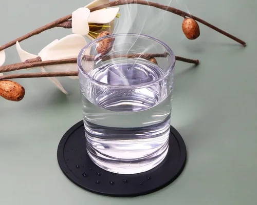 Vista 2 de ONLYKXY 3 posavasos de silicona de 3.93 pulgadas, posavasos redondos para bebidas, café, té (negro)