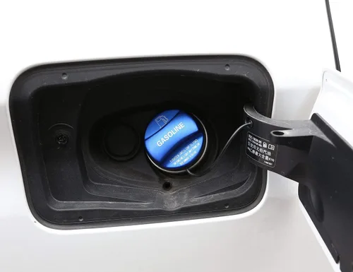 Vista 4 de Tapa del tanque de combustible de gas de aleación de aluminio para BMW X1 X2 X3 X4 X5 X6 F10 F15 F16 F25 F26 F30 F34 F35 F48 F47 G30 G38