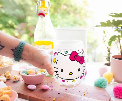 Vista 5 de Silver Buffalo Sanrio Hello Kitty You Had Me At Hello Glitter - Vaso de vino sin tallo para cócteles, capacidad para 20 onzas Hello Kitty Me Tuviste