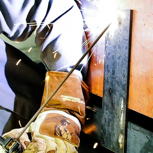 Vista 2 de Forney 42405 Supercote Hardfacing Varilla de soldadura de 5/32 pulgadas Electrodos especiales de alta resistencia de 5/32 pulgadas en un práctico