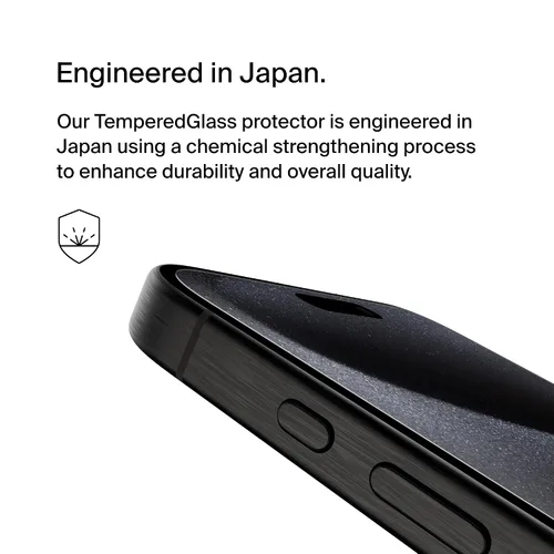 Vista 3 de Belkin ScreenForce - Protector de pantalla tratado con vidrio templado para iPhone 15 Pro Max, delgado y resistente a los arañazos, incluye bandeja