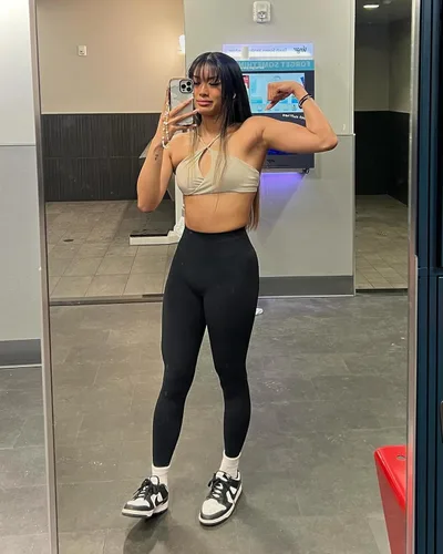 Vista 3 de AUROLA Leggings de entrenamiento para mujer, control de abdomen, a prueba de sentadillas, acanalados, gruesos, sin costuras, pantalones activos