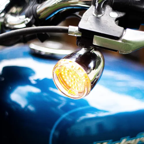Vista 7 de Eagle Lights Kit de señal de giro LED delantera y trasera Harley con luces de circulación blancas brillantes y luces de freno traseras