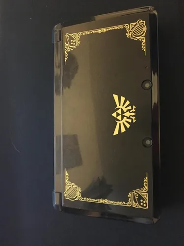 Vista 2 de Nintendo 3DS - Limited Edition with The Legend of Zelda Ocarina of Time 3D
