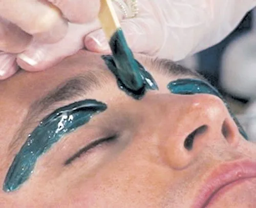 Vista 5 de Eyebrow Contouring & Facial Waxing