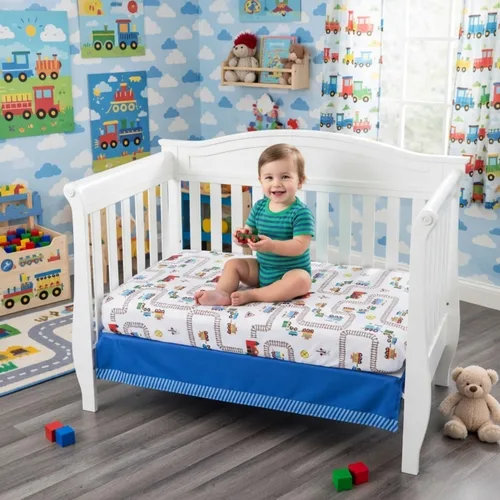 Vista 2 de EVERYDAY KIDS Juego de cama de 4 piezas para cuna de niños - Tren Choo Choo - Incluye edredón, sábana ajustable, volante antipolvo y apilador
