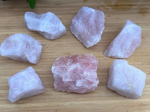 Vista 4 de Piedras naturales ásperas de cuarzo rosa grande, cuarzo rosa crudo de 2.5-4 pulgadas, cuarzo rosa, piedra de amor, cristales curativos, 0.25-2 libras