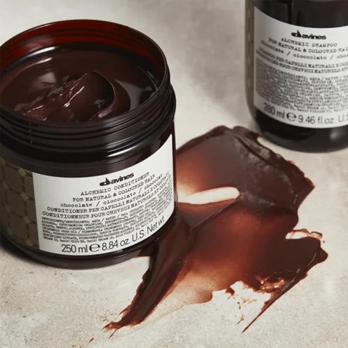 Vista 6 de Davines Alchemic Conditioner, Color Depositing Cream - Intensifies & Hydrates Tones with Jojoba Oil