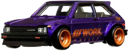Vista 4 de Hot Wheels Vehículos Car Culture Circuit Legends para niños de 3 años en adelante, 81 Toyota Starlet Kp61, colección premium de vehículos a escala