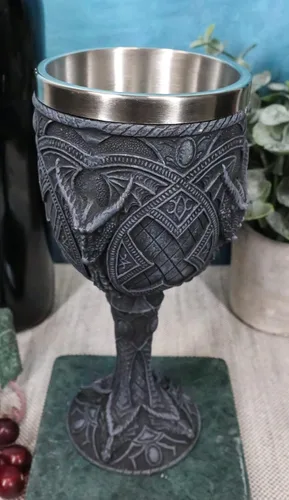 Vista 2 de Ebros Ancient Celtic Gothic Knotwork Arácnido Araña Dragón Copa de vino Copa de cáliz 6 oz Gótico Calabozos y Dragones Elixir medieval de la Vida