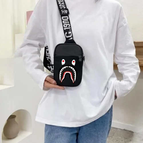 Vista 2 de WRLDMCWLQ Bolso bandolera para hombre, bolso pequeño, bolso casual, mochila para el pecho, mochilas casuales para viajes, deportes, correr
