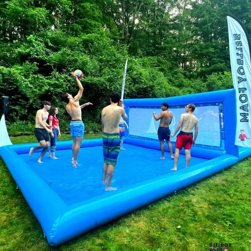 Vista 4 de Cancha inflable de voleibol de agua de 33 x 16.5 x 7 pies con bomba de aire de 800 W, cancha de voleibol de agua, PVC resistente de 0.026 in